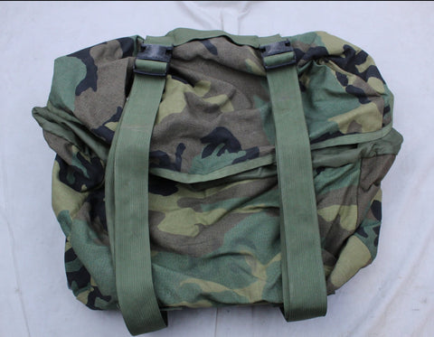 90's US Military Molle Sleeping Bag Carrier Sleep System Woodland Camo