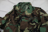 New Old Stock 90's US Military Army M65 Field Jacket Coat Woodland Camo - Large Short